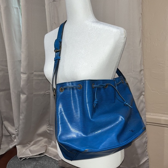 💙Authentic Vintage LV Blue Epi Noe 💙 - Picture 11 of 11